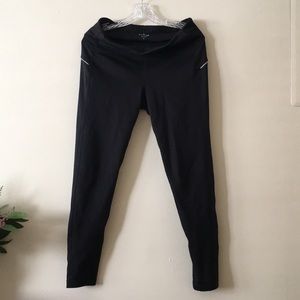 Athleta insulated running pants / leggings Size L